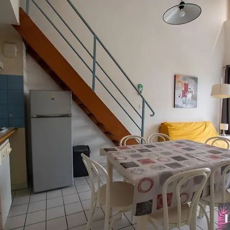 2 Pieces - 6 Couchages, Vue Mer, Parking, Proche - Fr-1-825-8 * La Rochelle (Charente-Maritime)